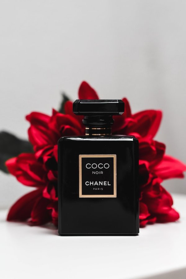 Coco Noir Eau De Parfum